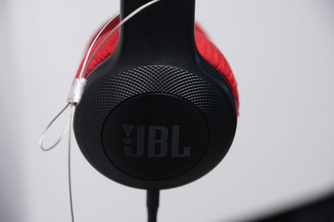 JBL E35のイヤーパッド与mimimamo兼容 
