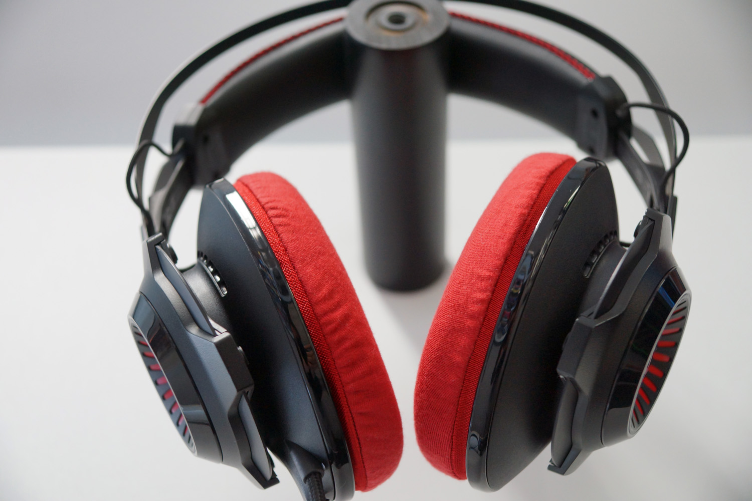 HyperX Cloud Revolverのイヤーパッド与mimimamo兼容 