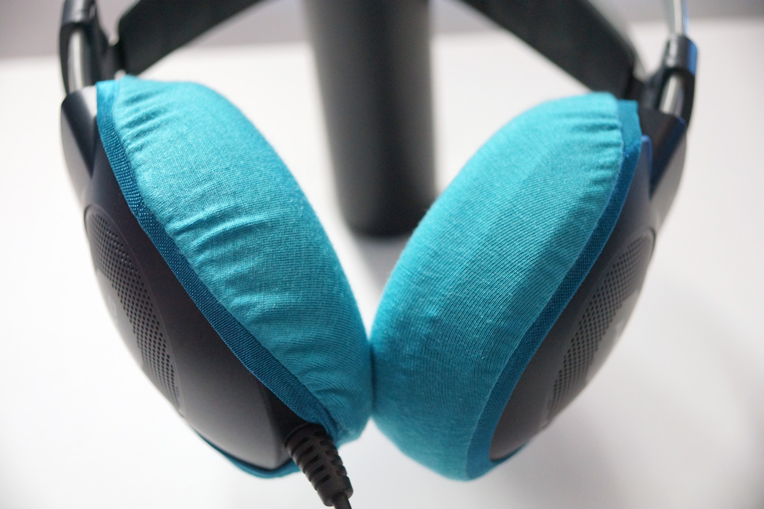 AKG K77 PERCEPTIONのイヤーパッド与mimimamo兼容 
