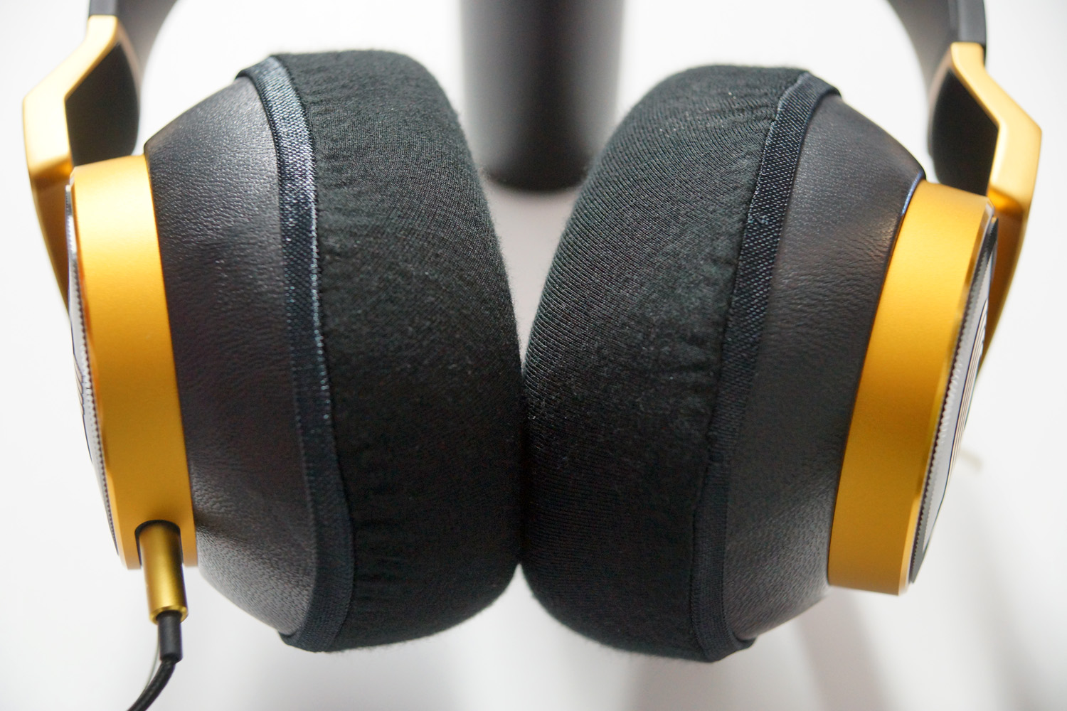 AKG N90Qのイヤーパッド与mimimamo兼容 
