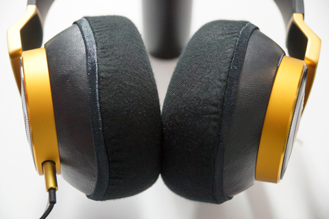 AKG N90Qのイヤーパッド与mimimamo兼容 
