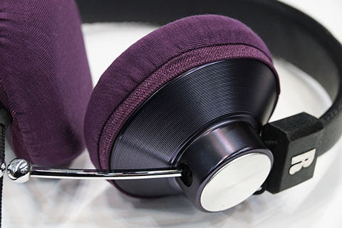 eskuchè 33iのイヤーパッド与mimimamo兼容 
