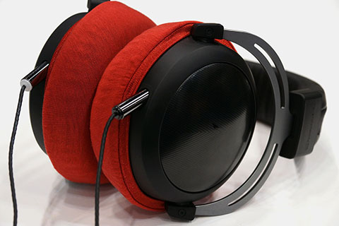 Astell&Kern AK T5p 2nd Generationのイヤーパッド与mimimamo兼容 
