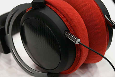 Astell&Kern AK T5p 2nd Generationのイヤーパッド与mimimamo兼容 
