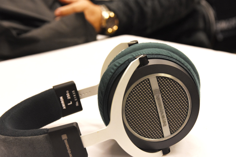 Beyerdynamic AMIRON HOMEのイヤーパッド与mimimamo兼容 
