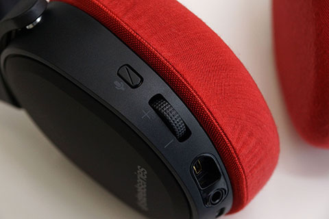 steelseries Arctis 3 2019 Editionのイヤーパッド与mimimamo兼容 
