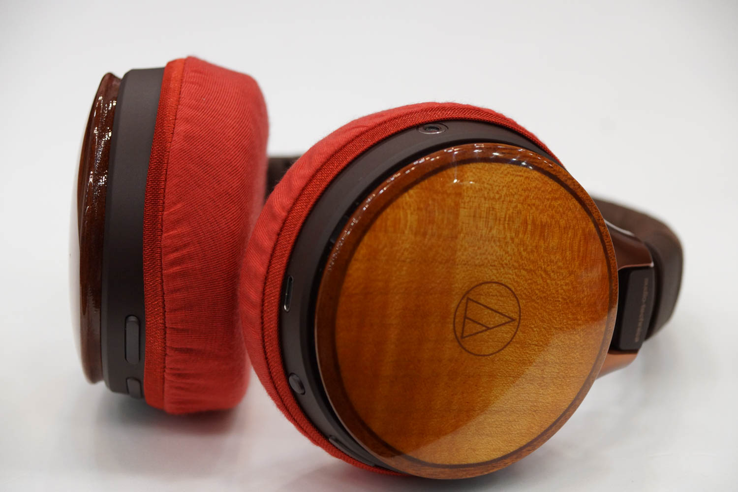 audio-technica ATH-WB2022のイヤーパッド与mimimamo兼容 
