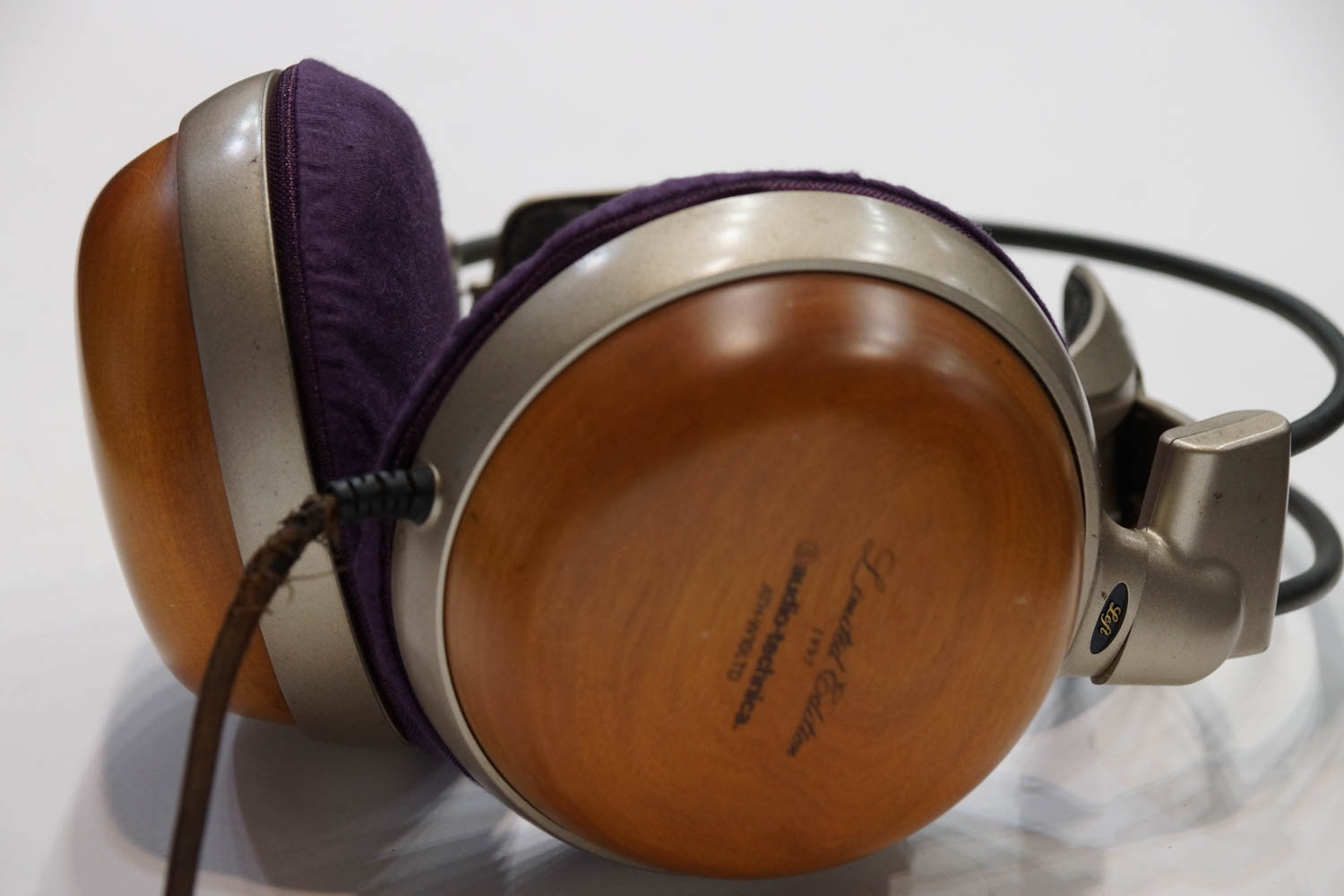 audio-technica ATH-W10LTDのイヤーパッド与mimimamo兼容 
