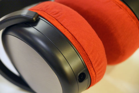 AIZER AZ-C700のイヤーパッド与mimimamo兼容 
