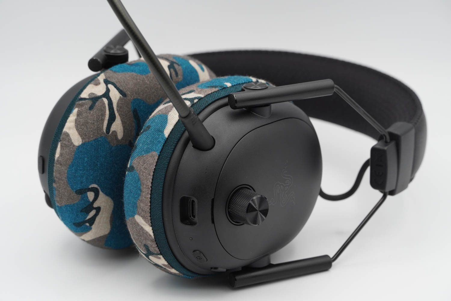 RAZER BlackShark V3 PROのイヤーパッド与mimimamo兼容