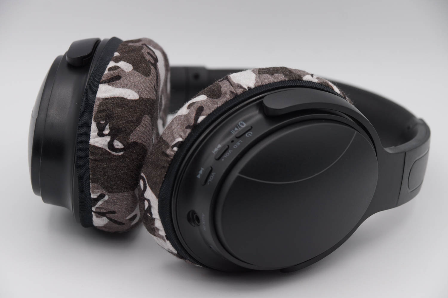 iLive Bluethooth Headphonesのイヤーパッド与mimimamo兼容