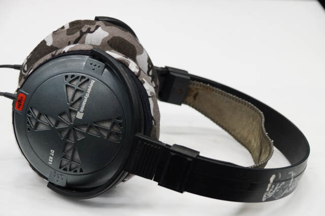 Beyerdynamic DT831のイヤーパッド与mimimamo兼容 
