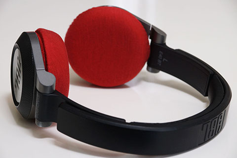 JBL E40BTのイヤーパッド与mimimamo兼容 
