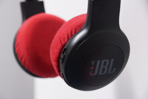 JBL E45BTのイヤーパッド与mimimamo兼容 

