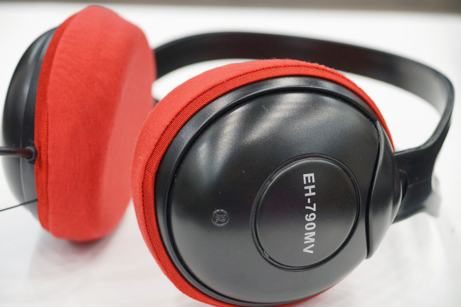 メーカー不明 EH-790MVのイヤーパッド与mimimamo兼容