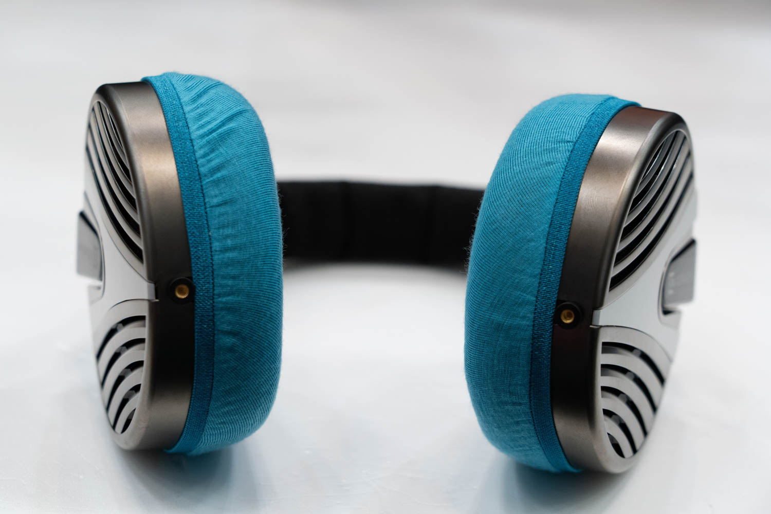 ULTRASONE FOUNDERS SERIES OPENのイヤーパッド与mimimamo兼容