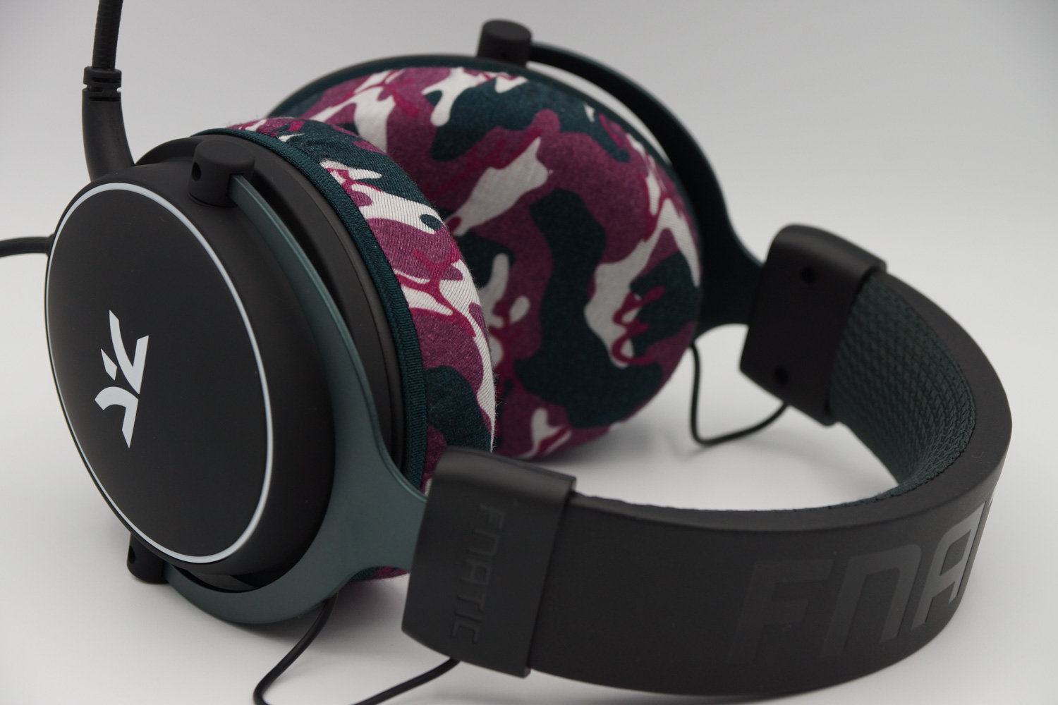 FnaticGear HS0003-001のイヤーパッド与mimimamo兼容