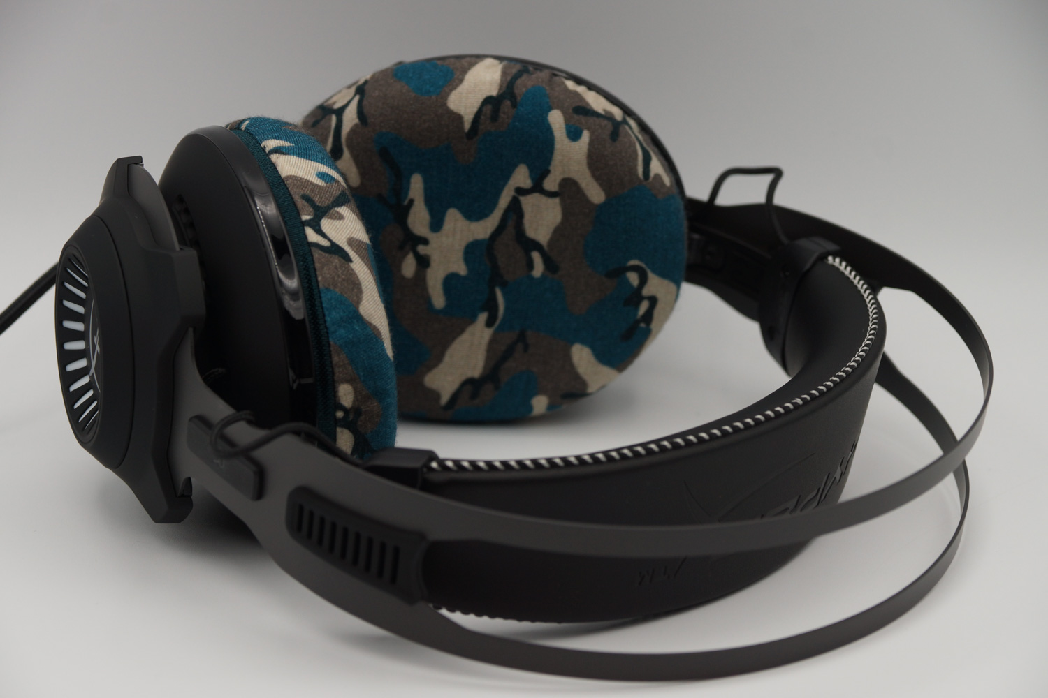 HyperX Cloud Revolver +7.1のイヤーパッド与mimimamo兼容 