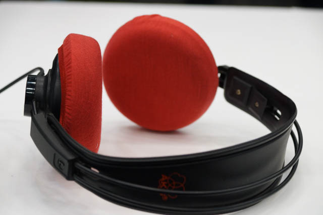 AKG K141 Monitor /2のイヤーパッド与mimimamo兼容 
