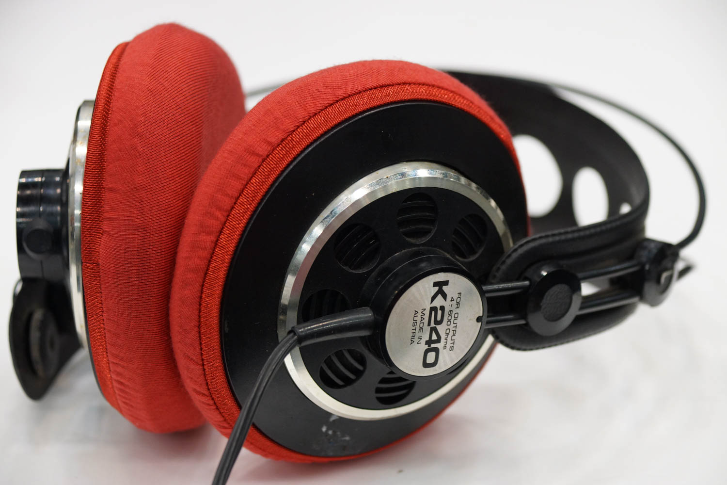 AKG K240 SEXTETTのイヤーパッド与mimimamo兼容