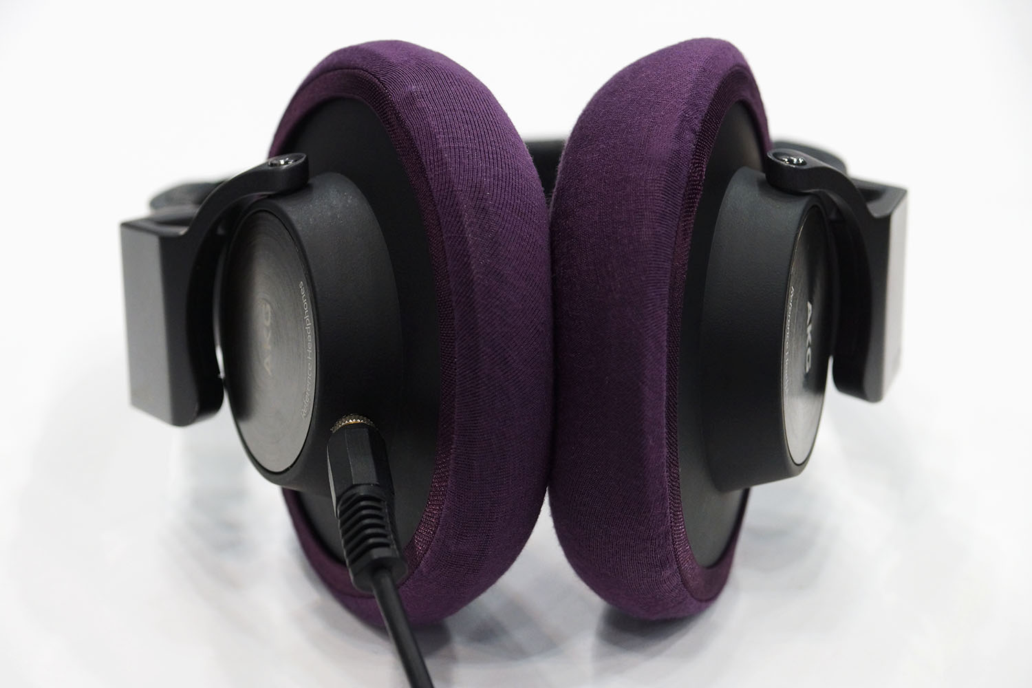 AKG K550MKIIのイヤーパッド与mimimamo兼容