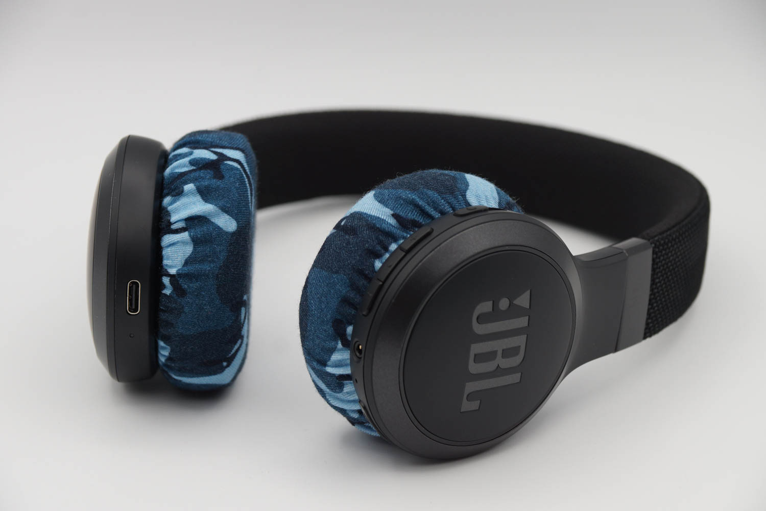 JBL LIVE460NCのイヤーパッド与mimimamo兼容 
