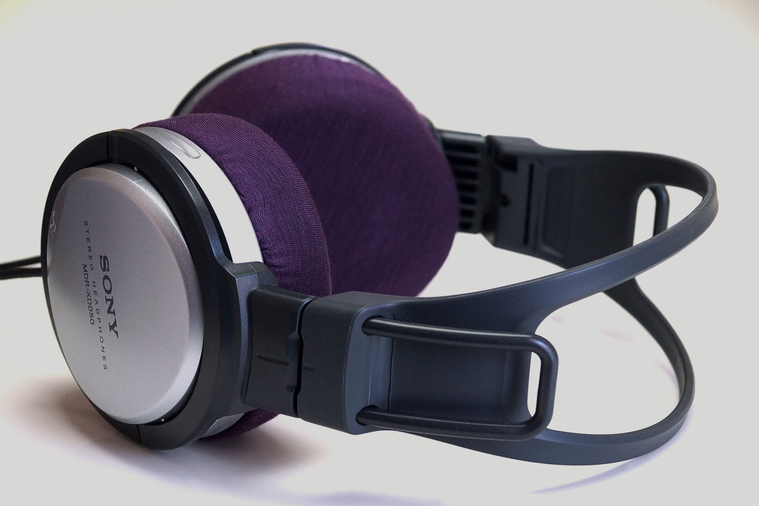 Sony MDR-XD050のイヤーパッド与mimimamo兼容 
