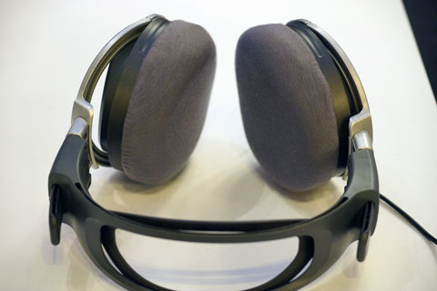 Sony MDR-XD200のイヤーパッド与mimimamo兼容 

