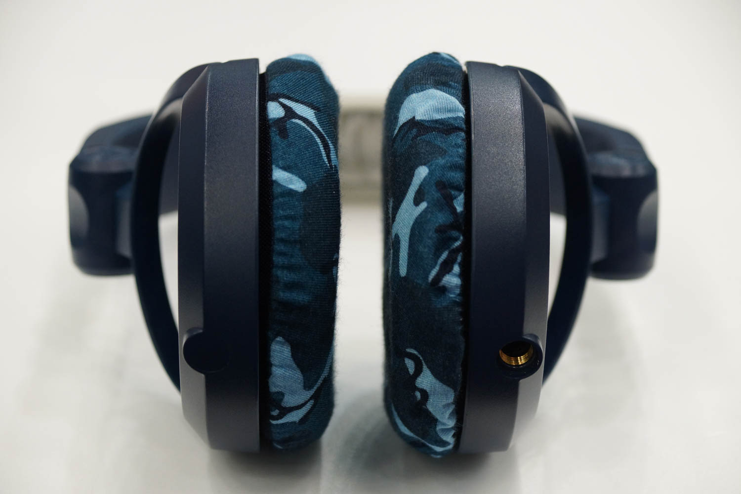 ULTRASONE PRO2500のイヤーパッド与mimimamo兼容