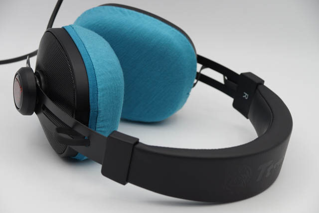 Thermaltake Pulse G100 RGBのイヤーパッド与mimimamo兼容 
