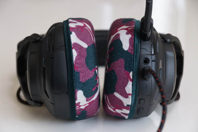 JBL Quantum ONEのイヤーパッド与mimimamo兼容 
