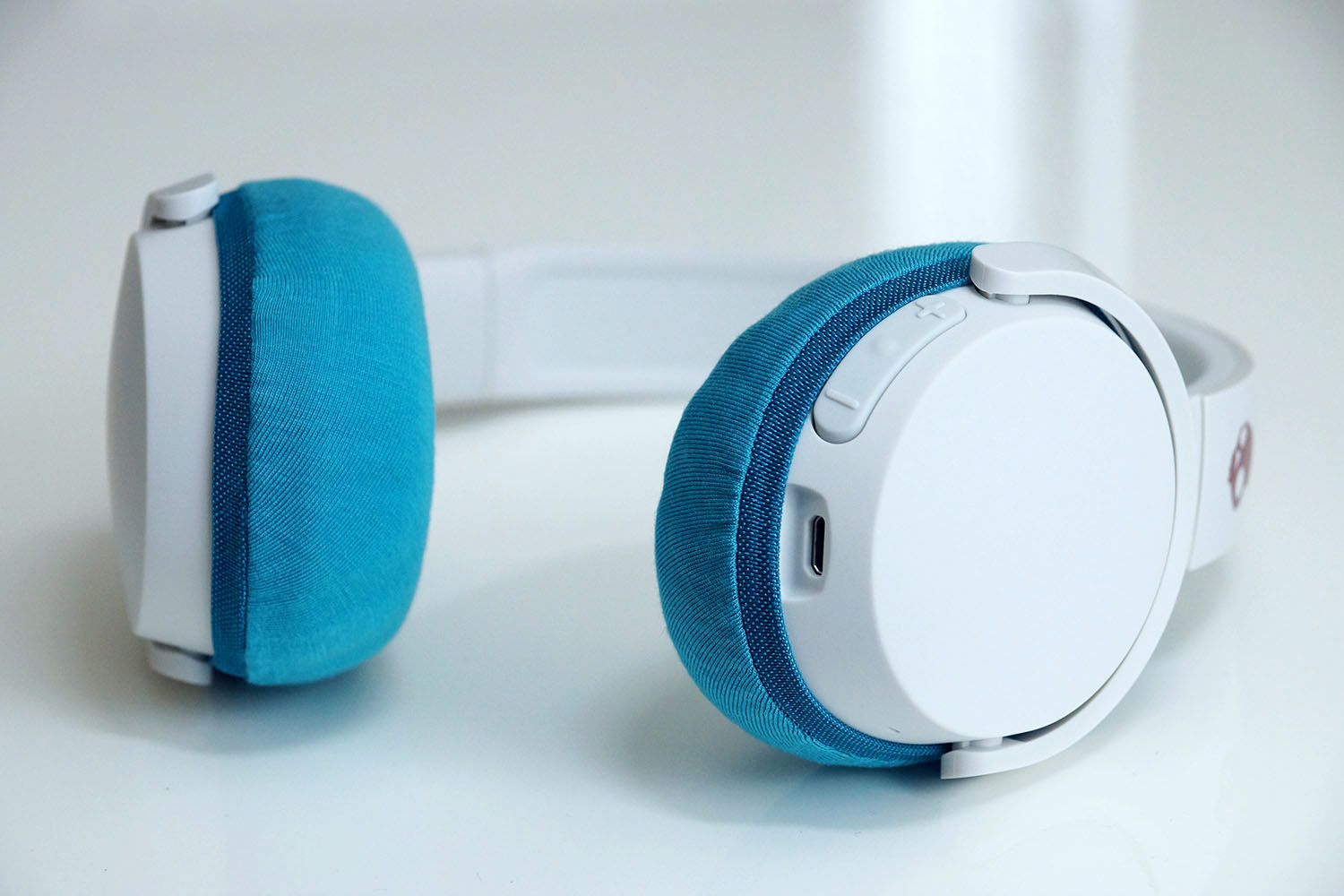 Skullcandy Riff Wirelessのイヤーパッド与mimimamo兼容 
