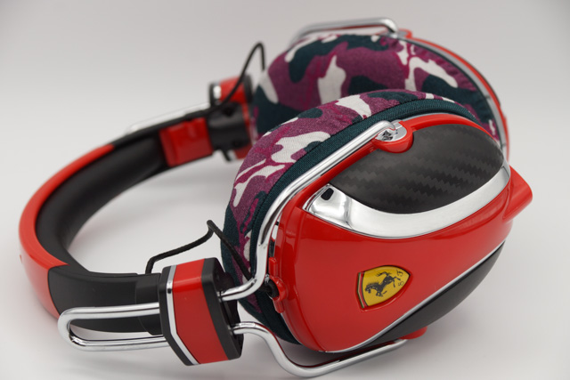 Ferrari by Logic3 Scuderia P200のイヤーパッド与mimimamo兼容 
