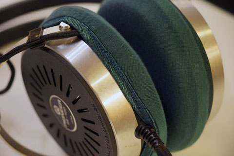 Pioneer SE-100のイヤーパッド与mimimamo兼容 
