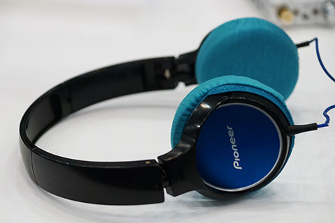 Pioneer SE-MJ522のイヤーパッド与mimimamo兼容 
