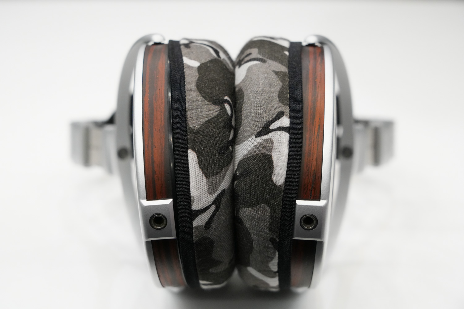 HIFIMAN SUSVARAのイヤーパッド与mimimamo兼容