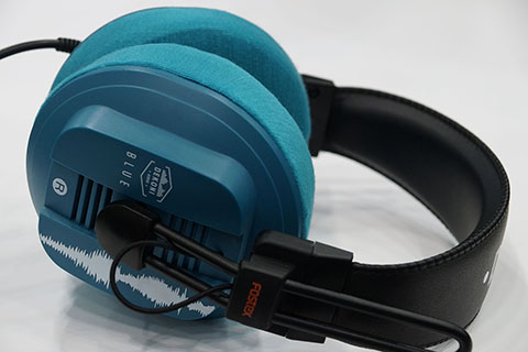Fostex T50RPmk3 DEKONI BLUE Versionのイヤーパッド与mimimamo兼容 
