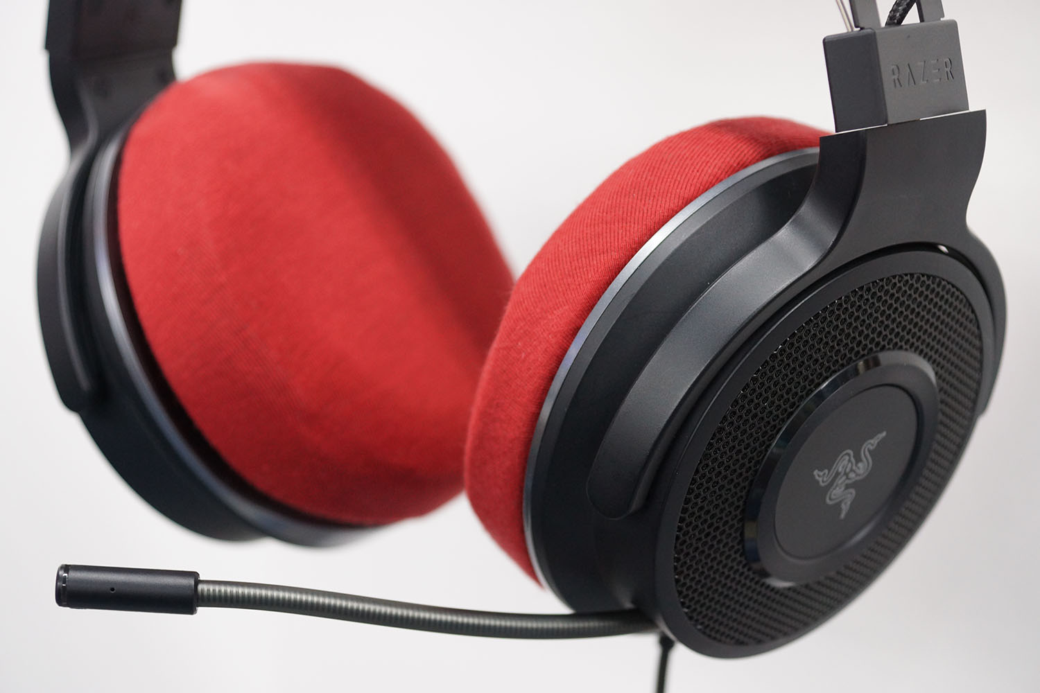 Razer Thresher Tournament Editionのイヤーパッド与mimimamo兼容 
