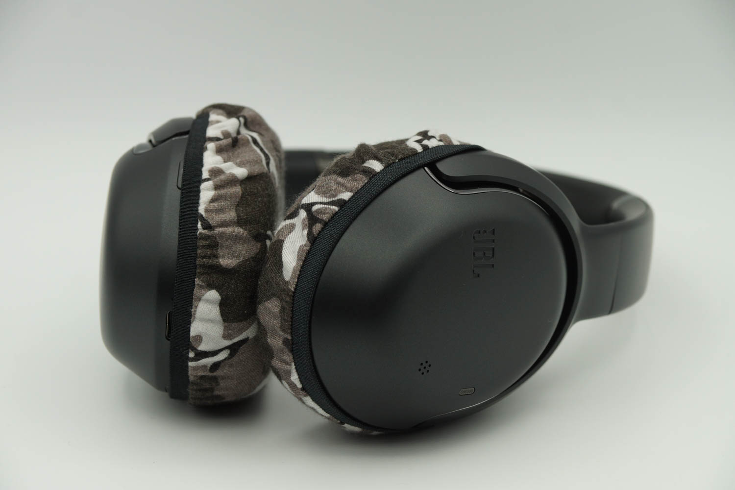 JBL TOUR ONE M2のイヤーパッド与mimimamo兼容