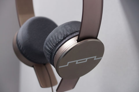 SOL REPUBLIC TRACKS HD2のイヤーパッド与mimimamo兼容 
