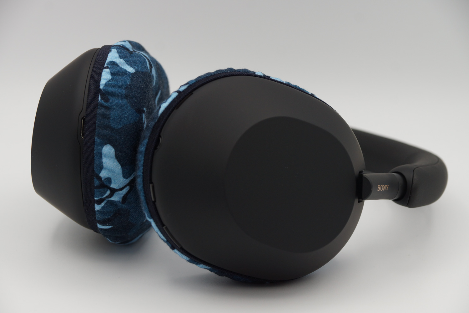 SONY WH-1000XM5のイヤーパッド与mimimamo兼容