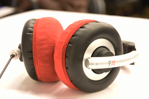 Yoga Xstream X01のイヤーパッド与mimimamo兼容 
