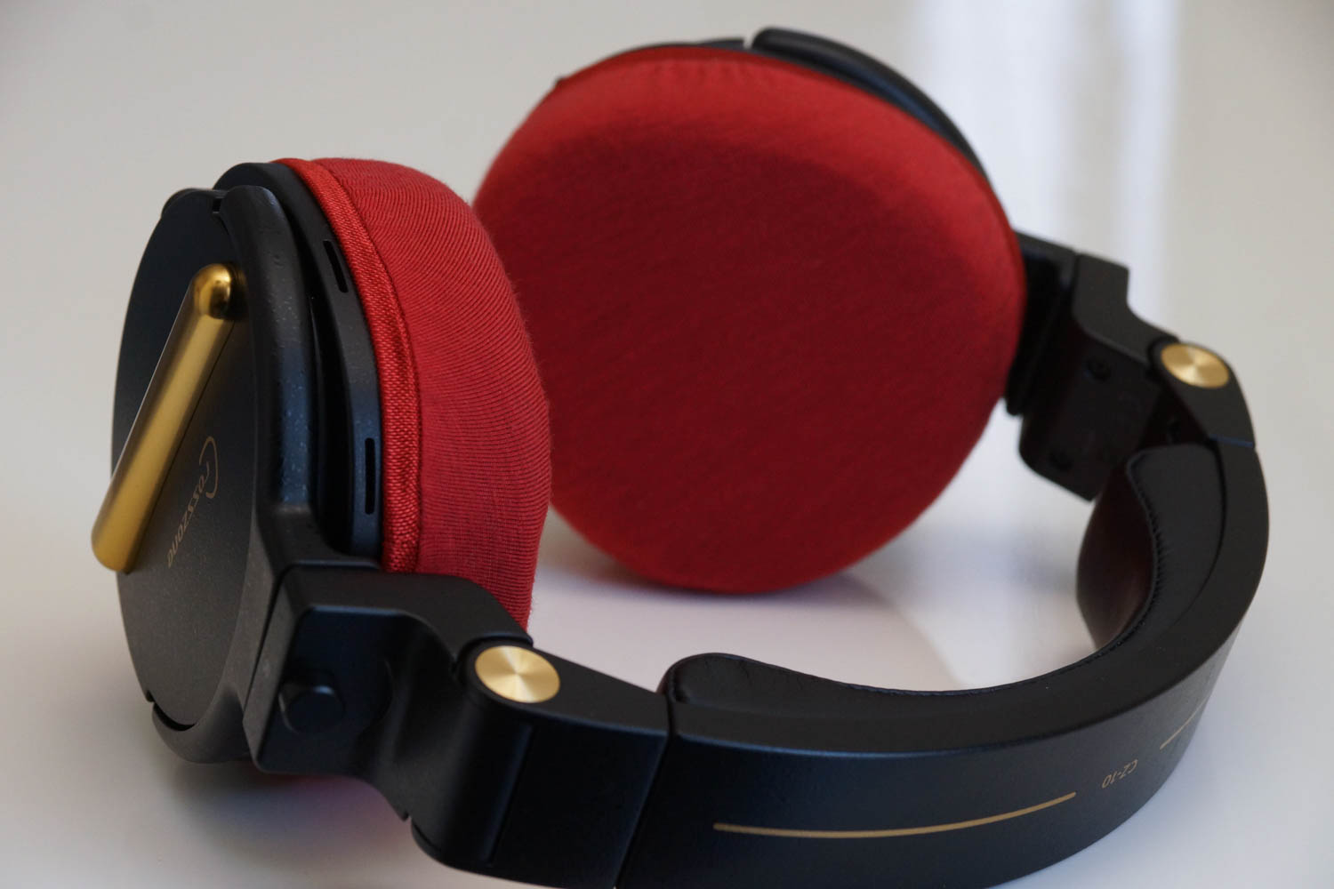 Crosszone CZ-10 ear pads compatible with mimimamo