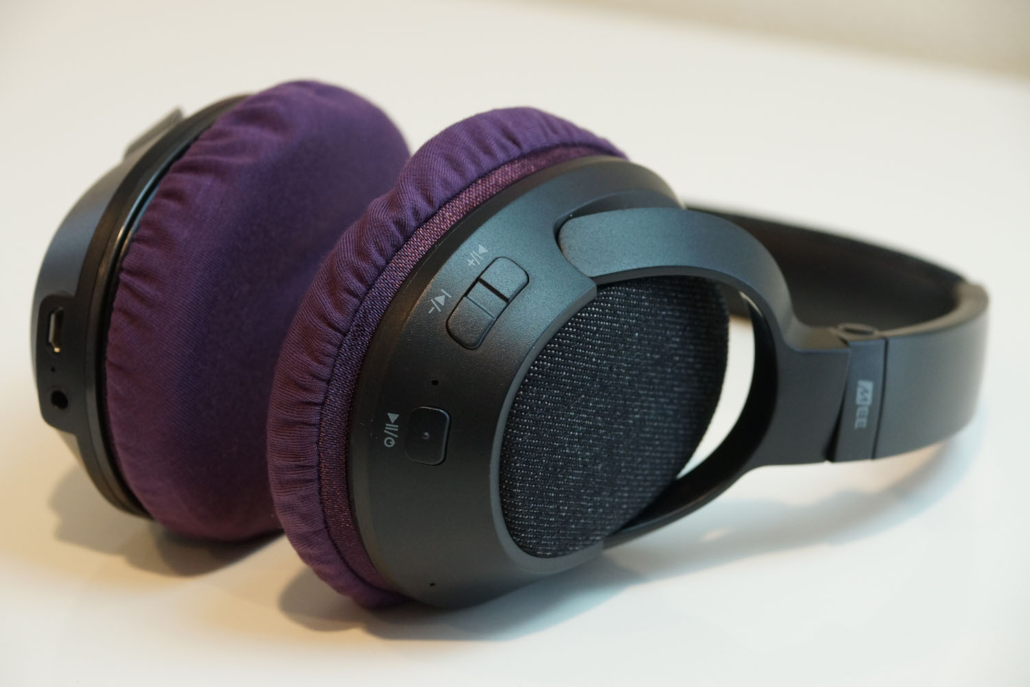 MEE audio Matrix3 ear pads compatible with mimimamo