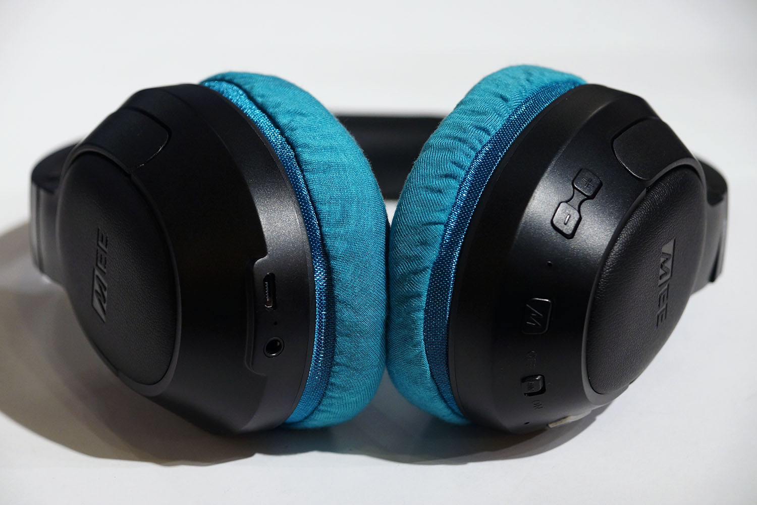 MEE audio Matrix Cinema ANC ear pads compatible with mimimamo