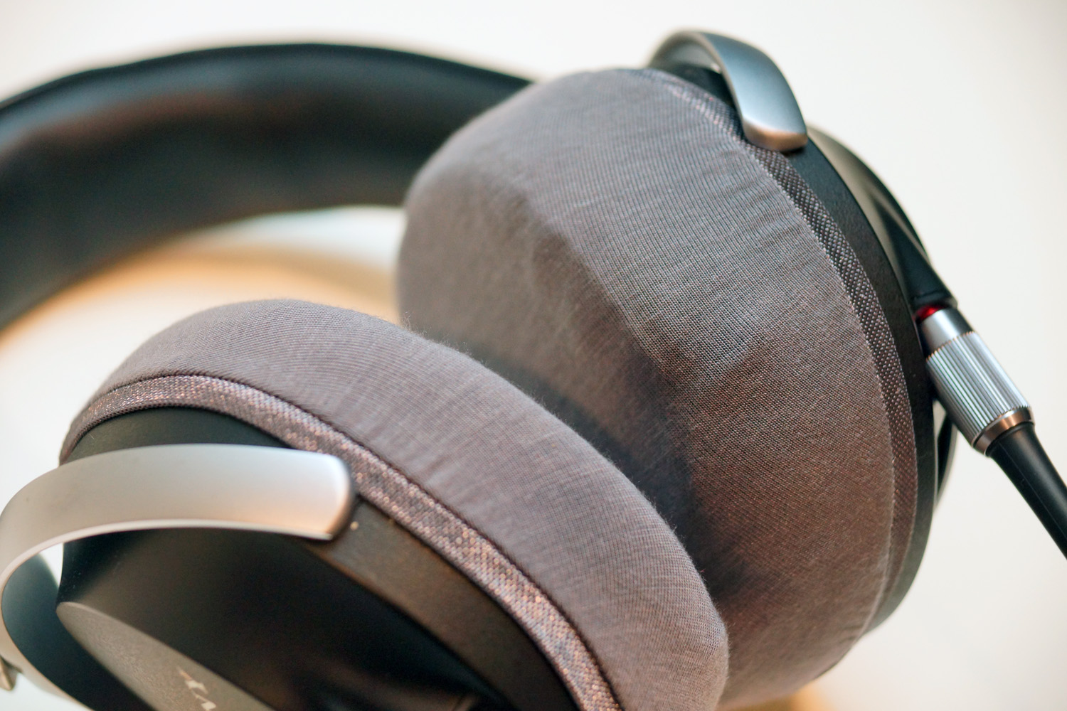 SONY MDR-Z7 ear pads compatible with mimimamo