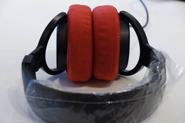 NEEWER NW-200 ear pads compatible with mimimamo