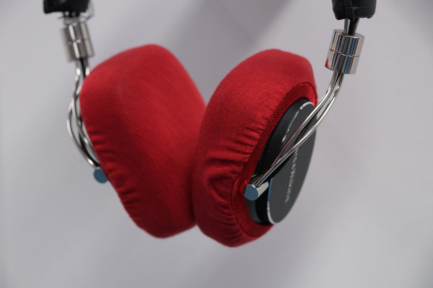 B&W P5 Wireless ear pads compatible with mimimamo