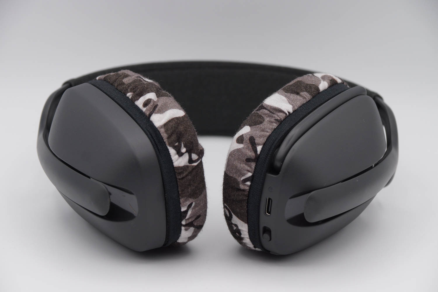 Logicool ZONE VIBE 100 ear pads compatible with mimimamo