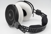 audio-technica ATH-R50x のイヤーパッドへの装着例